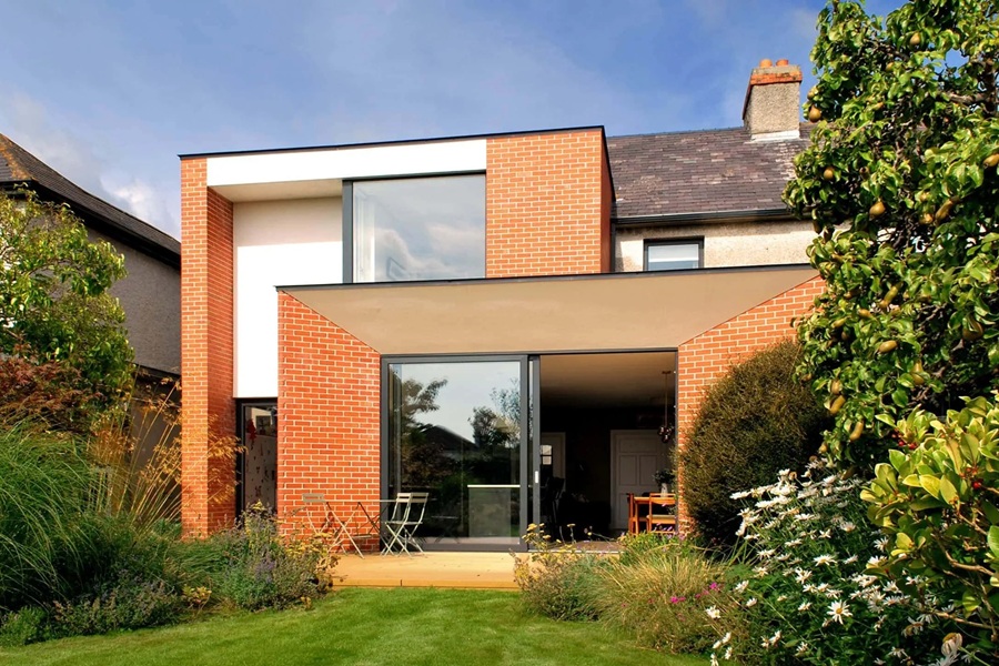 اجرا، نصب نهایی و نورپردازی